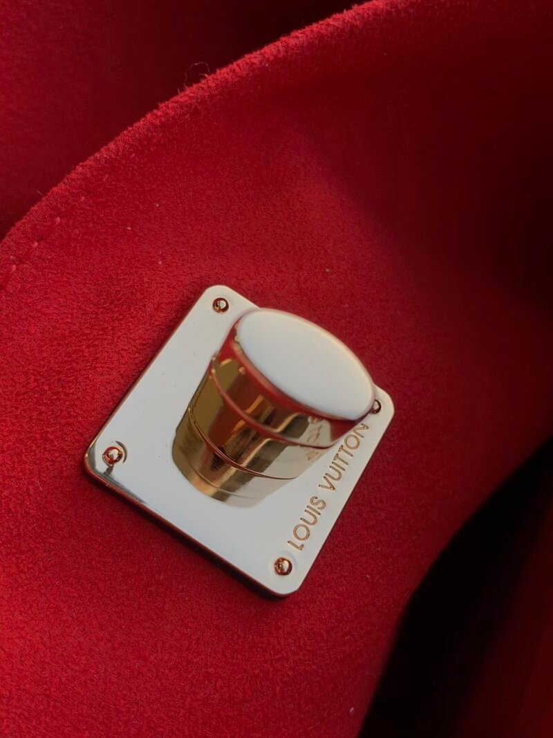 Louis Vuitton Lockme Handbags M57345-42*28*15CM