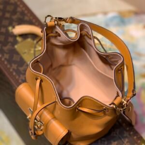 Louis Vuitton Lockme Bucket-20*13*22CM