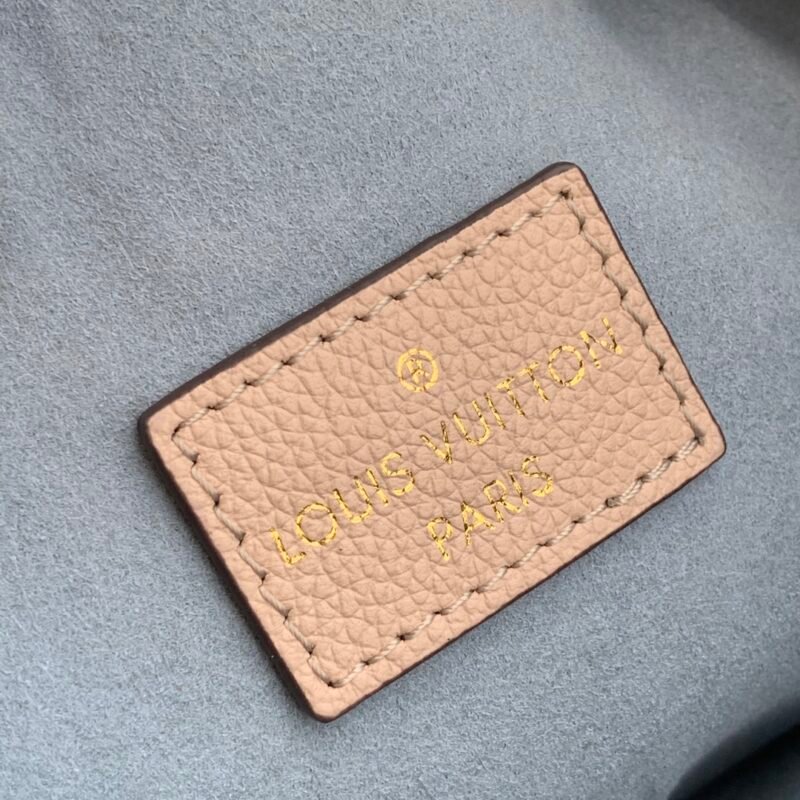 Louis Vuitton Lockme Bucket-20*13*22CM