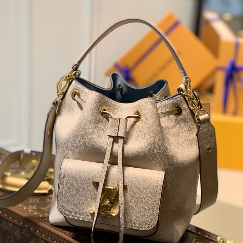 Louis Vuitton Lockme Bucket-20*13*22CM