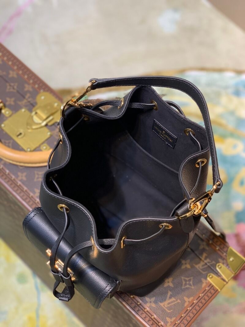 Louis Vuitton Lockme Bucket-20*13*22CM