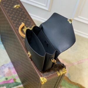 Louis Vuitton Pochette Metis Handbags-25*19*7CM