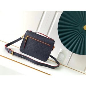 Louis Vuitton Pochette Metis Handbags-25*19*7CM