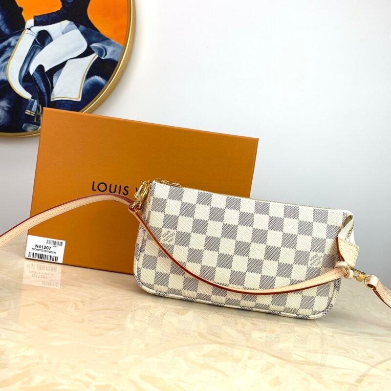 Louis Vuitton Pochette Accessoires-21*13*3CM