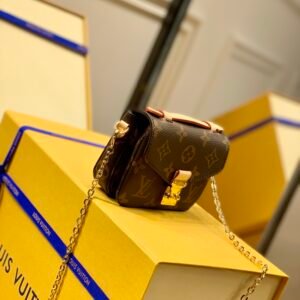 Louis Vuitton Micro Metis Handbags-14*11* 3.5 CM