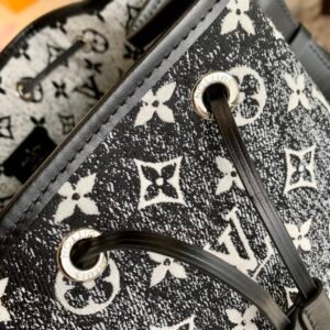 Louis Vuitton Petit Noé -25*28.5*20CM