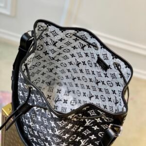Louis Vuitton Petit Noé -25*28.5*20CM