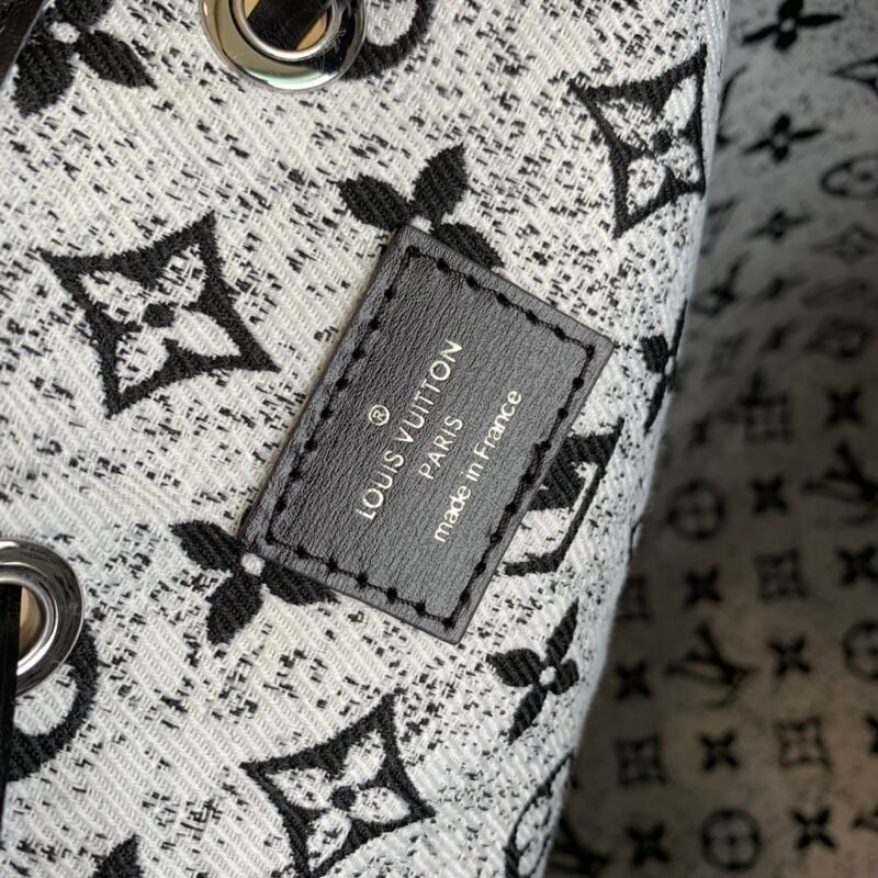 Louis Vuitton Petit Noé -25*28.5*20CM