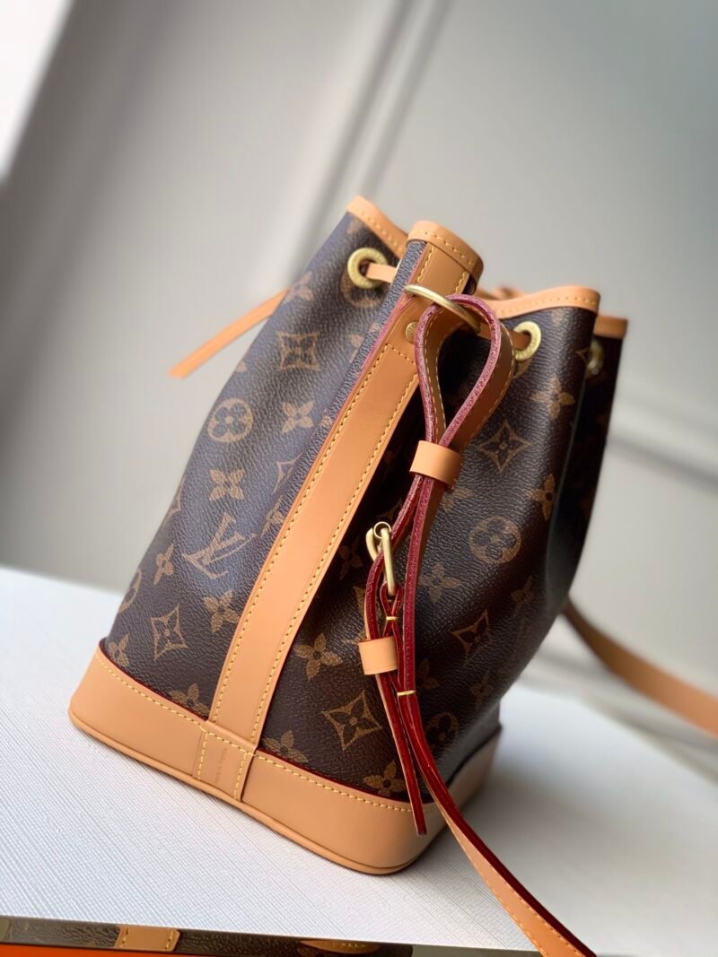 lvbag-1243383rewrew_3_.jpg Louis Vuitton NéoNoé Bucket Bag -24 x 22 x 15CM