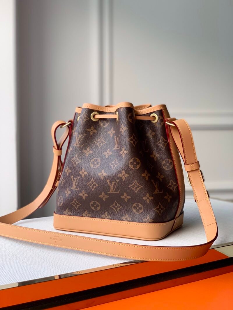 lvbag-1243383rewrew_5_.jpg Louis Vuitton NéoNoé Bucket Bag -24 x 22 x 15CM