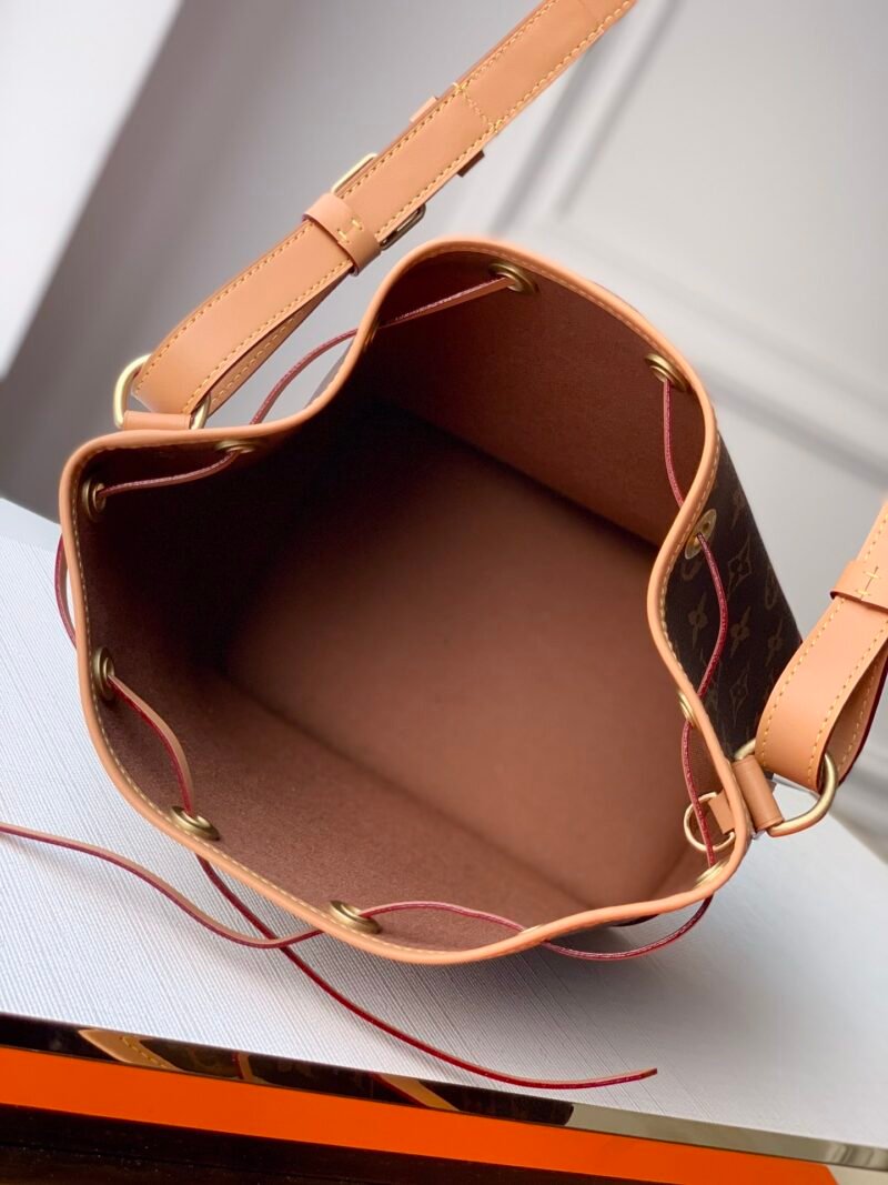 lvbag-1243383rewrew_8_.jpg Louis Vuitton NéoNoé Bucket Bag -24 x 22 x 15CM