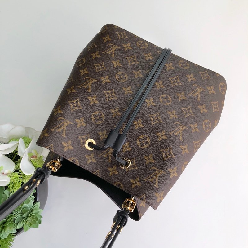 lvbag-133443_3_.jpg Louis Vuitton NéoNoé Bucket Bag -26X22X27CM
