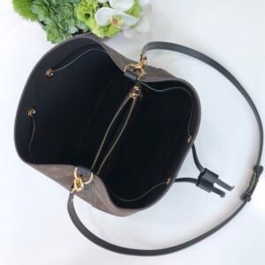 lvbag-133443_5_.jpg Louis Vuitton NéoNoé Bucket Bag -26X22X27CM