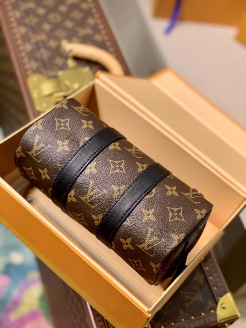 Louis VuittonZoooom with Friends-21×10×12CM