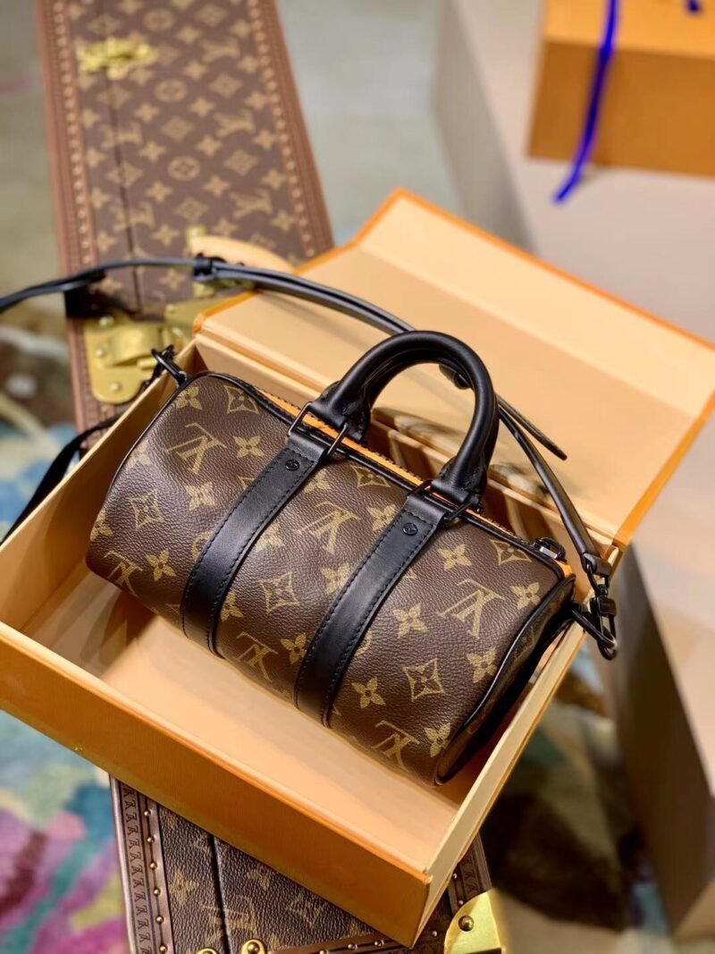 Louis VuittonZoooom with Friends-21×10×12CM