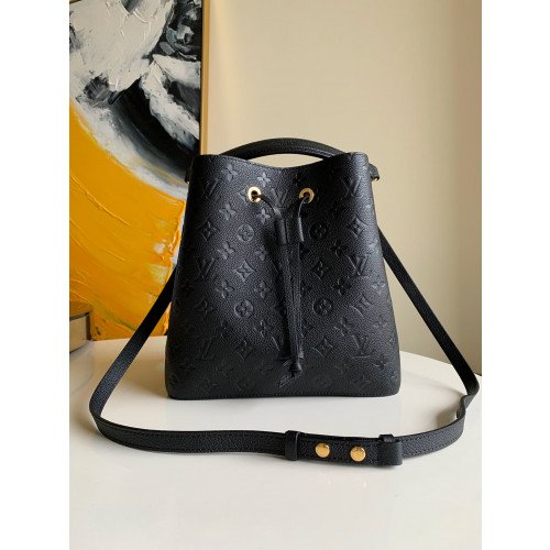Louis Vuitton Wild at Heart NéoNoé Bucket Bag -26X22X27CM
