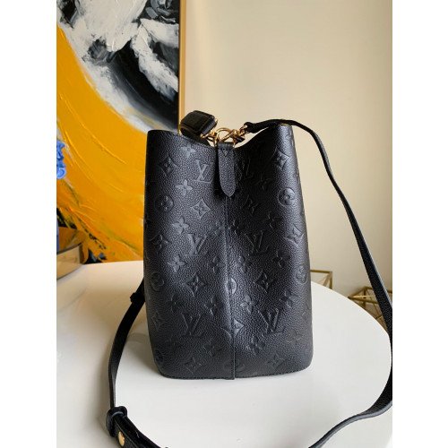 lvbag-15435rewrwe_8_.jpg Louis Vuitton Wild at Heart NéoNoé Bucket Bag -26X22X27CM