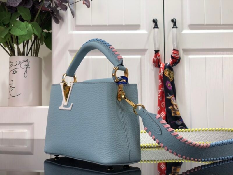 Louis Vuitton Capucines Bag-27*18*9CM