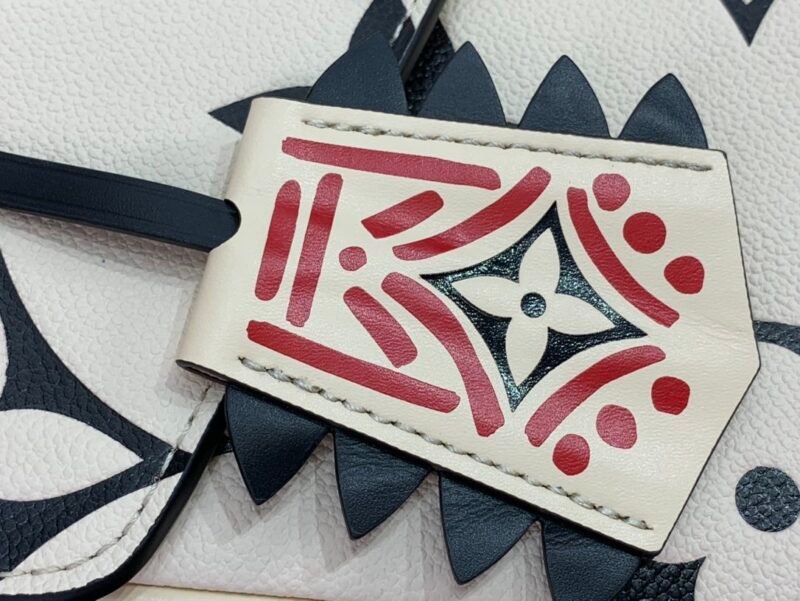 Louis Vuitton Pochette Metis Handbags-25*19*7CM