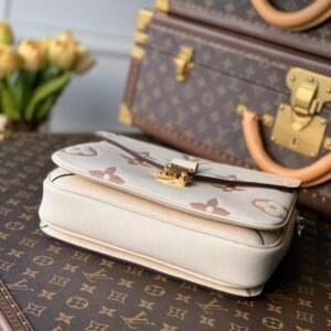 Louis Vuitton Pochette Metis Handbags-25*19*7CM