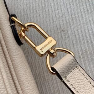 Louis Vuitton Pochette Metis Handbags-25*19*7CM