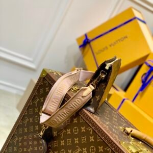 Louis Vuitton M47546 Toiletry Handbags- 26-19.0×15.0x6CM