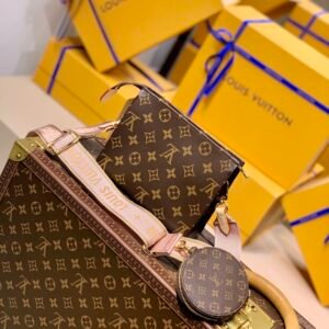 Louis Vuitton M47546 Toiletry Handbags- 26-19.0×15.0x6CM