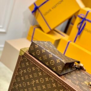 Louis Vuitton M47546 Toiletry Handbags- 26-19.0×15.0x6CM