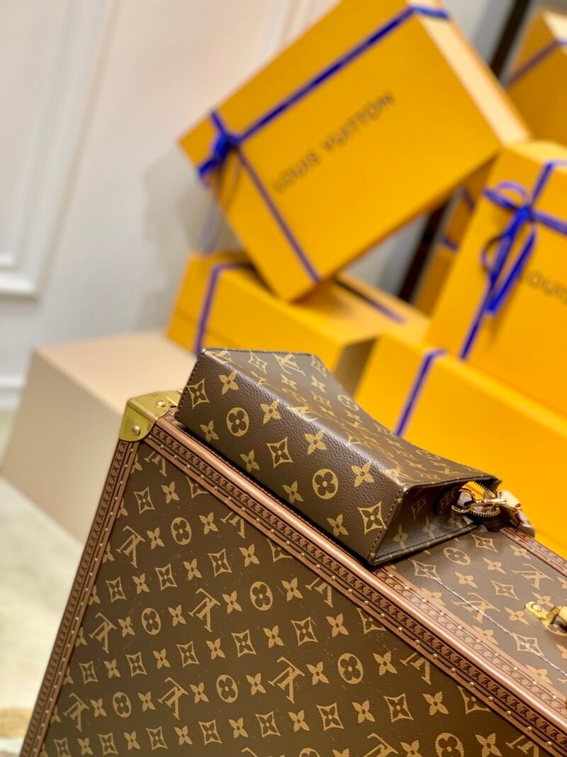 Louis Vuitton M47546 Toiletry Handbags- 26-19.0×15.0x6CM