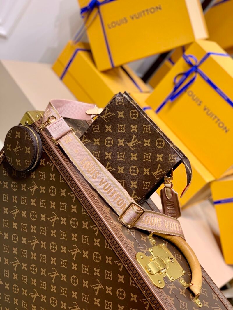 Louis Vuitton M47546 Toiletry Handbags- 26-19.0×15.0x6CM