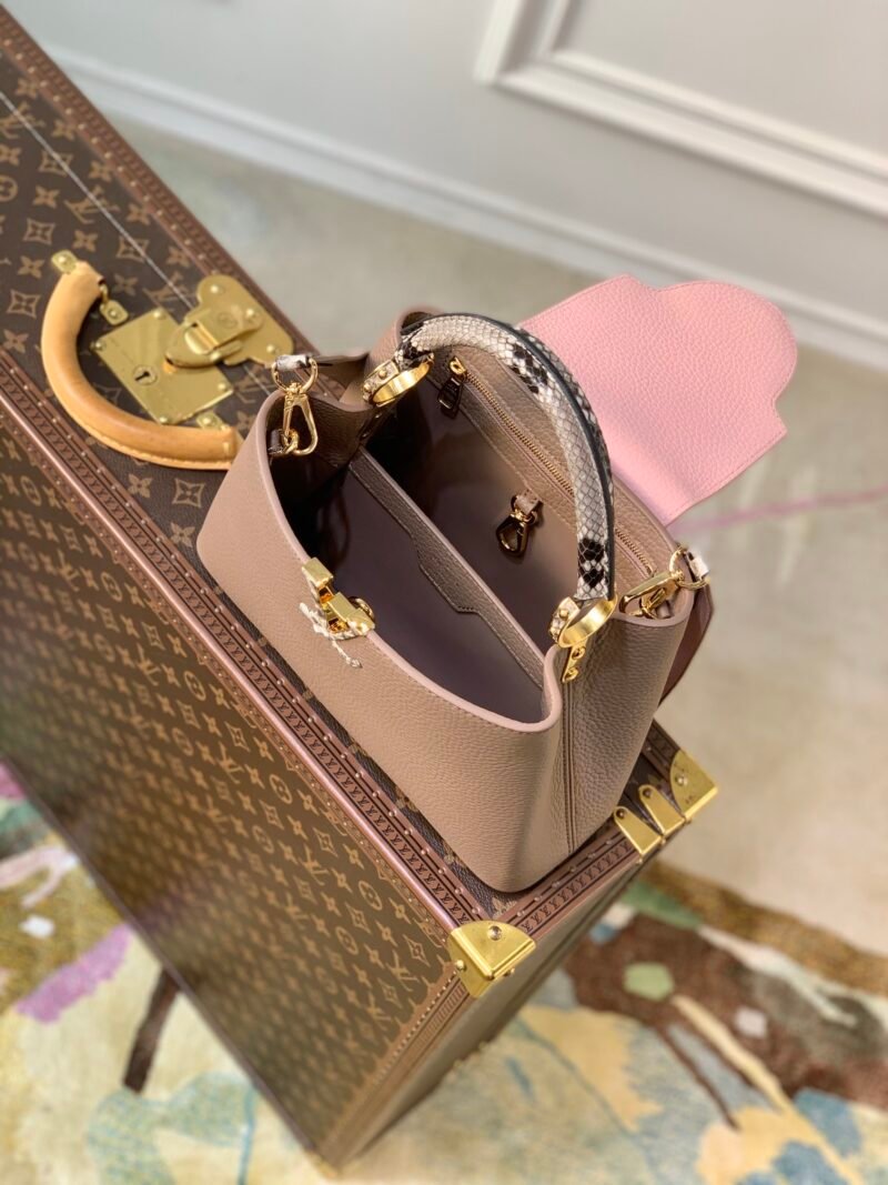 Louis Vuitton Capucines Bag-27*18*9CM