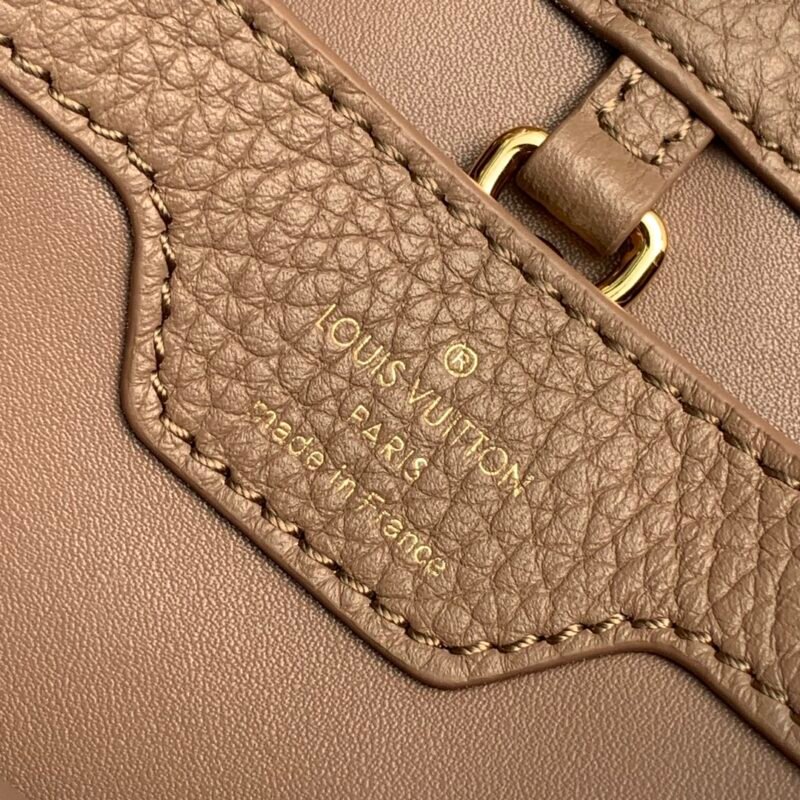 Louis Vuitton Capucines Bag-27*18*9CM