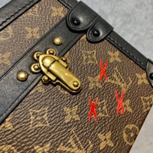 Louis Vuitton Petite Malle East West-27*12*6.5CM