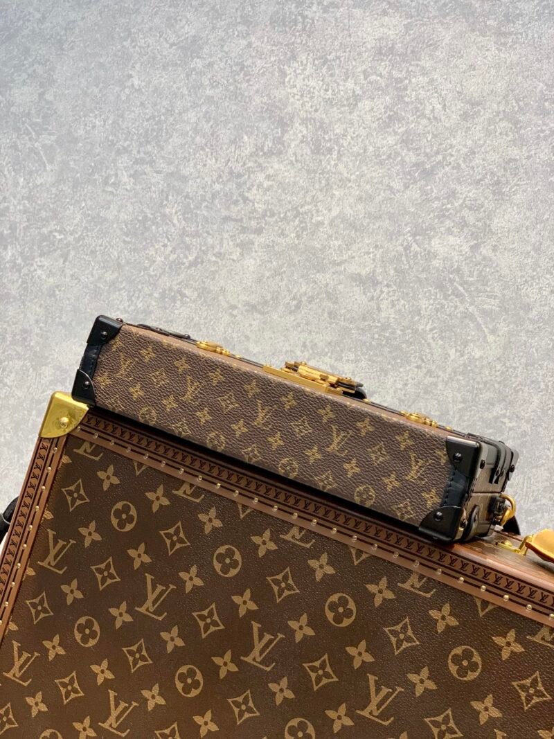 Louis Vuitton Petite Malle East West-27*12*6.5CM