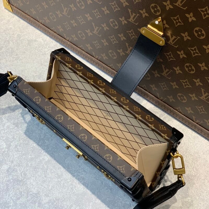 Louis Vuitton Petite Malle East West-27*12*6.5CM