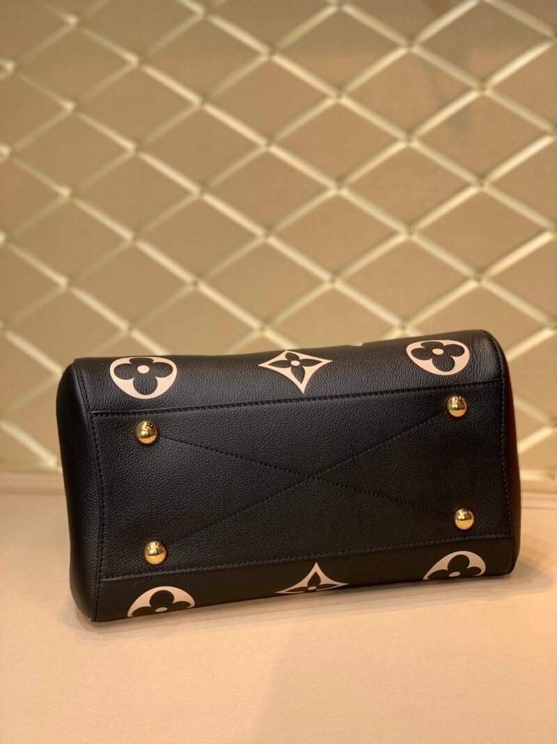 Louis Vuitton Montaigne MM-33*23*15CM