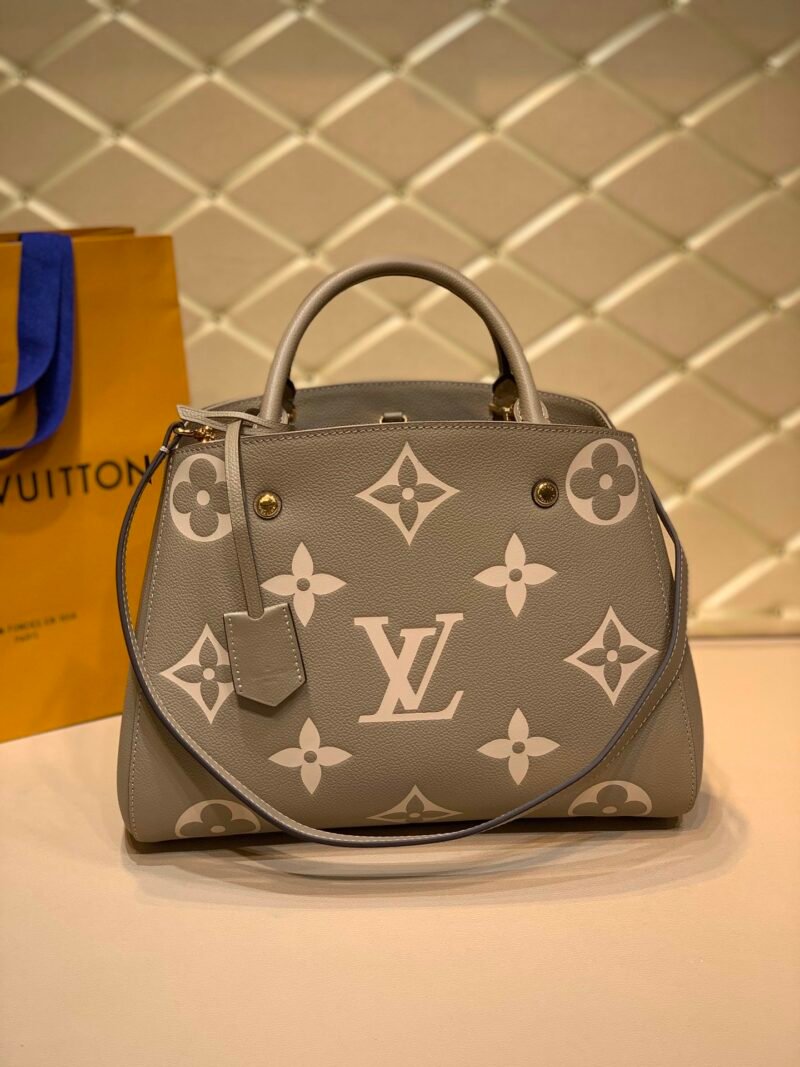 lvbag-42324rfedw_8_.jpg Louis Vuitton Montaigne MM-33*23*15CM