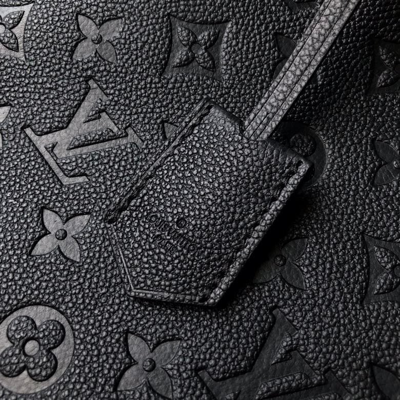 Louis Vuitton Montaigne MM-33*23*15CM