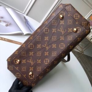 Louis Vuitton Montaigne MM-33*23*15CM