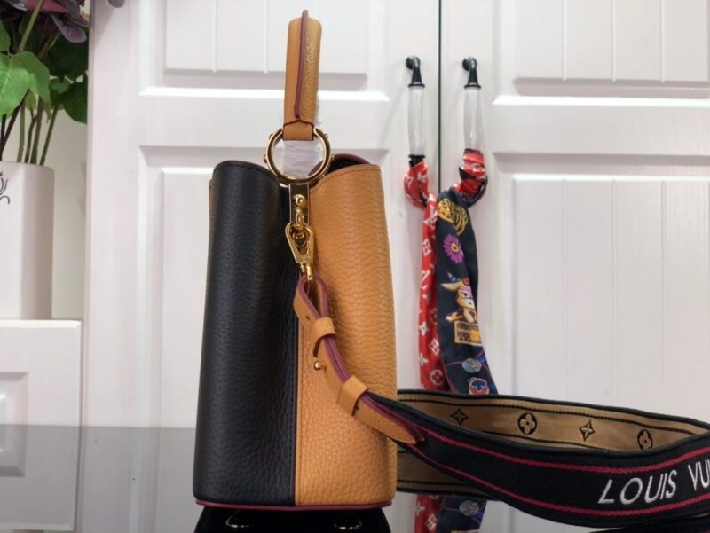 Louis Vuitton Capucines Bag-31.5*20*11CM