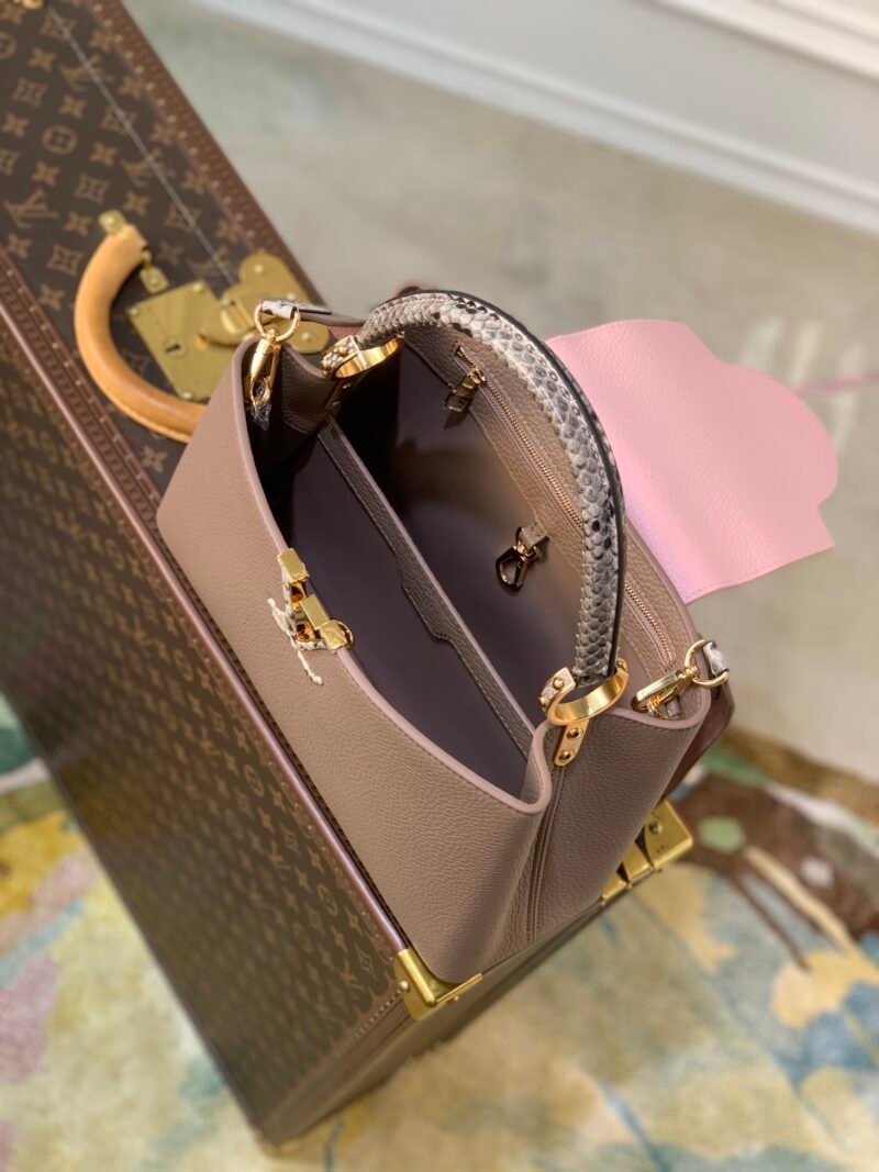 Louis Vuitton Capucines Bag-31.5*20*11CM