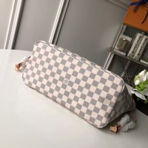 Louis Vuitton Neverfull MM (Beige Inside) -32*29*17CM