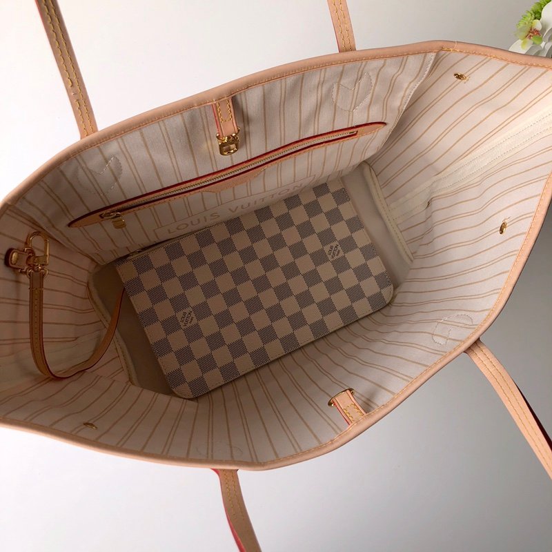 Louis Vuitton Neverfull MM (Beige Inside) -32*29*17CM