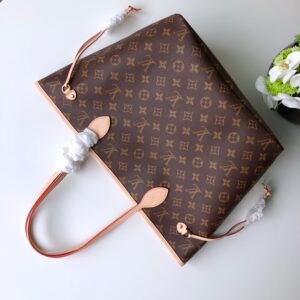 Louis Vuitton Neverfull MM (Rose red Inside) -32*29*17CM