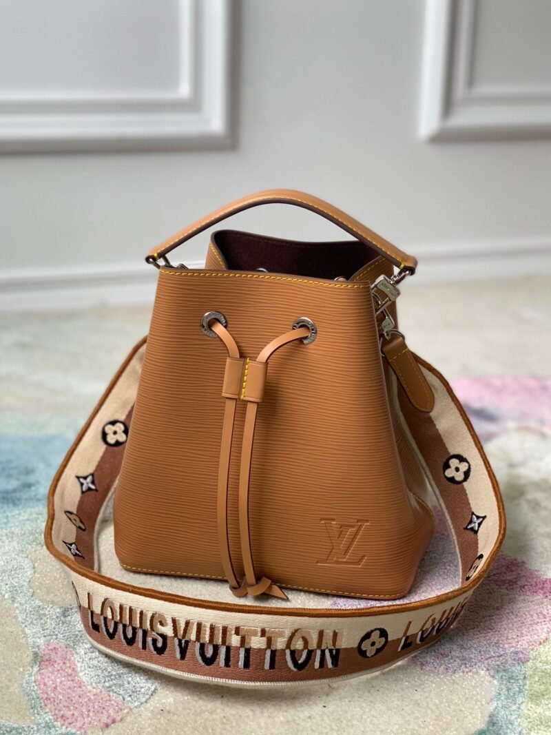 Louis Vuitton M57706 NeoNoe BB Handbag-20*20*13CM