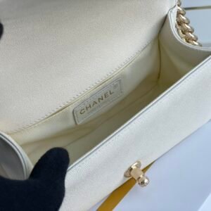 rew-05454_1_.jpg Ch@nel Boy Bag-Caviar-20CM