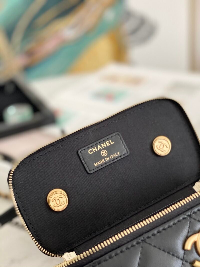 rew-9586443_8_.jpg Ch@nel Cosmetic Bag-18CM