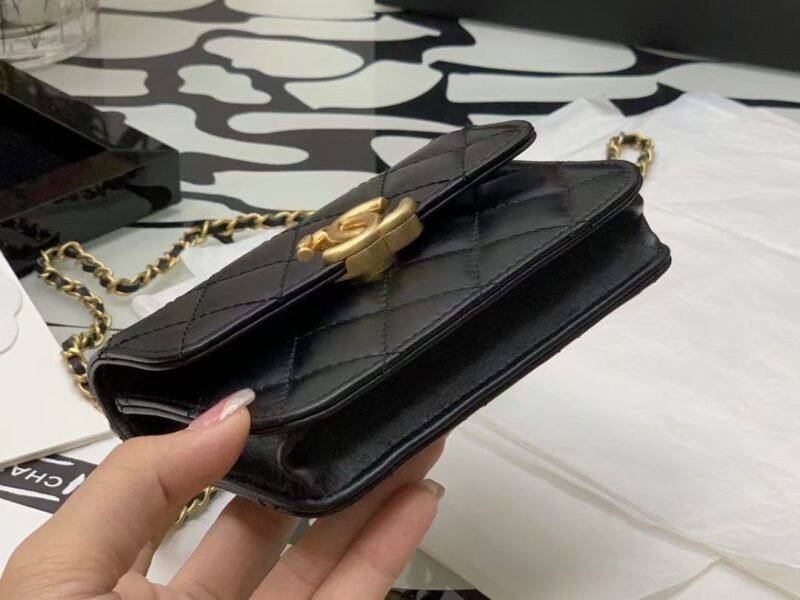 reyt-043353ewrwe_5_.jpg Ch@nel Quilted Pearl Crush Clutch With Chain Bag-12*9*2CM