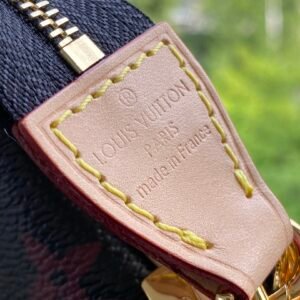 Louis Vuitton Pochette Accessories-21*13*3CM