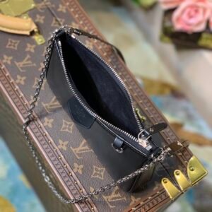 Louis Vuitton Easy Pouch On Strap-19*11.5*3CM